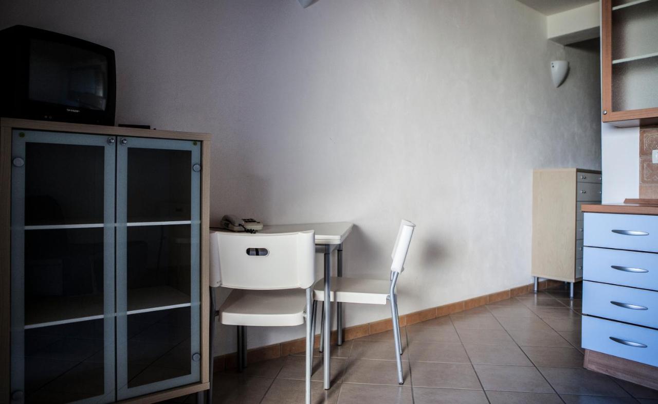 Vrclub - Villa Ridente Residence سان جورجيو ماجيوري المظهر الخارجي الصورة